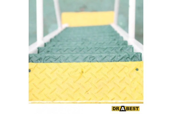 Ist das Arbeiten auf einer Leiter eine Tätigkeit in der Höhe?